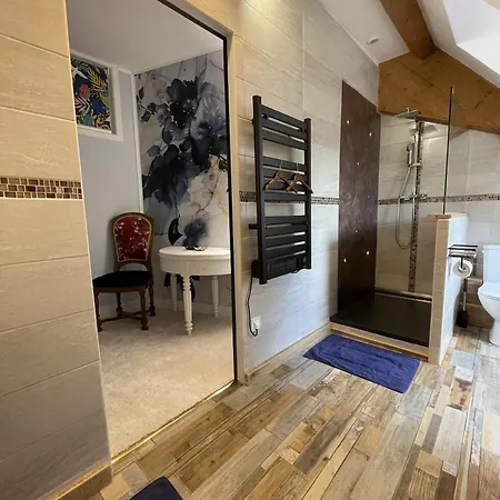 Holiday home A L'ombre Des Tilleuls